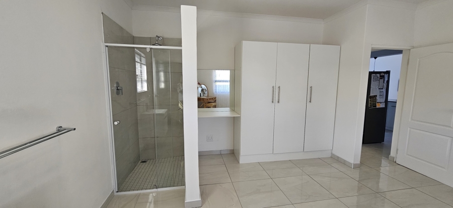 3 Bedroom Property for Sale in Kleinbaai Western Cape